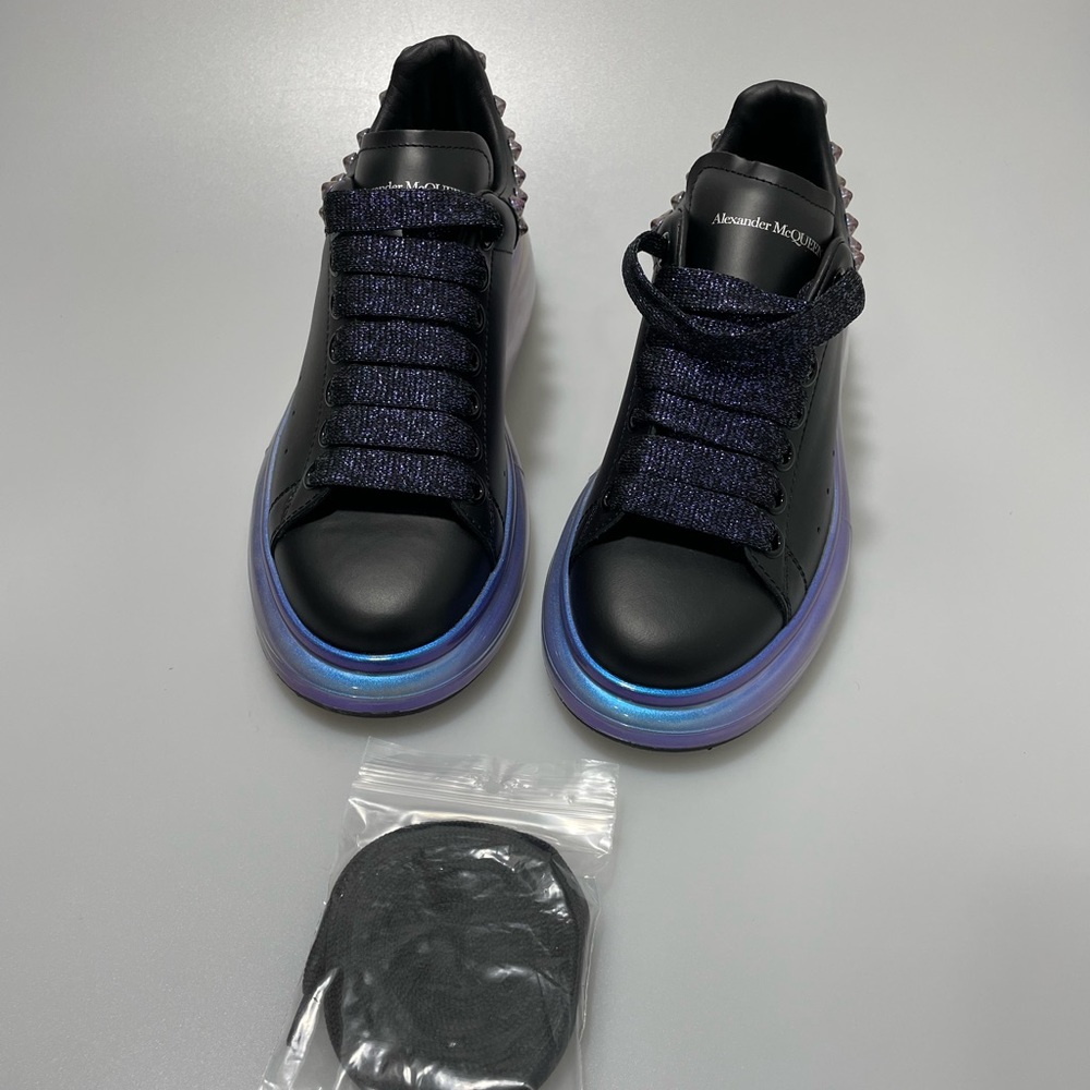 Alexander McQueen Black Leather Sneakers with Iridescent Blue Platform - Picture 2 of 11